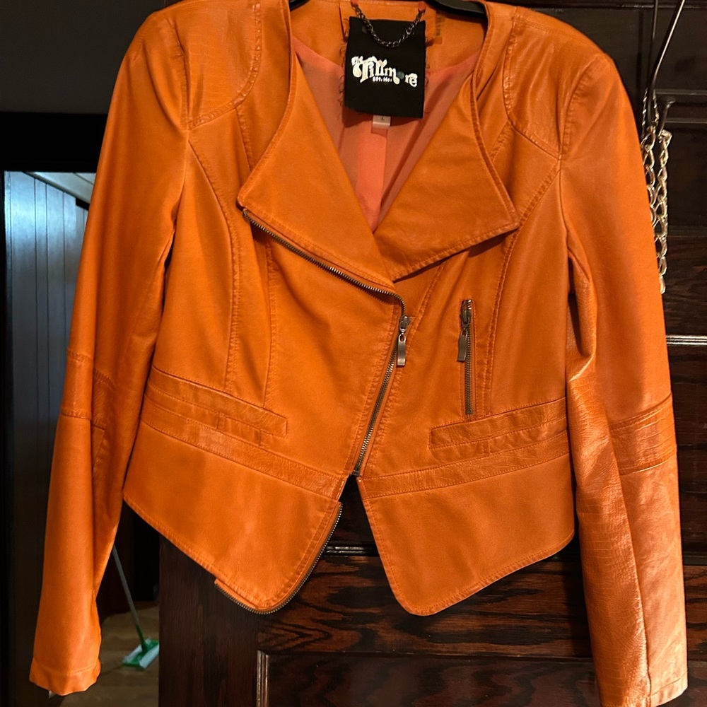 The Finmore  Ladies Faux Leatherette Jacket